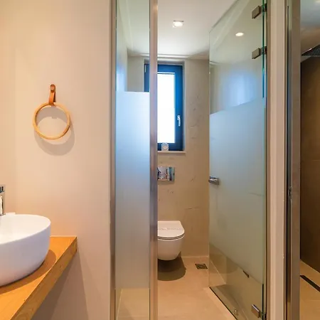 Arivallos Villa&spa With Sauna&wine Cellar Villa