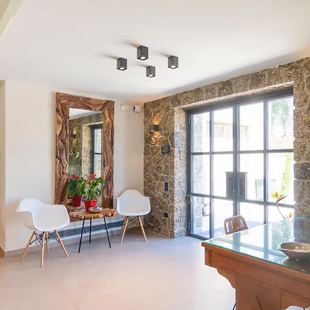 Arivallos Villa&spa With Sauna&wine Cellar Litheres