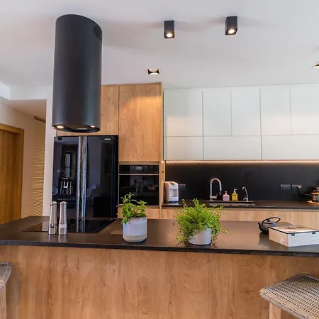 Arivallos Villa&spa With Sauna&wine Cellar Villa *